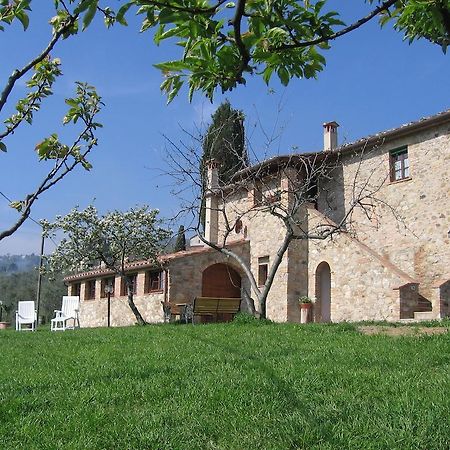 Casa Il Ponte Appartement Chianni Kamer foto